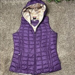 Obermeyer puffer Down Kassi Vest Sz medium purple